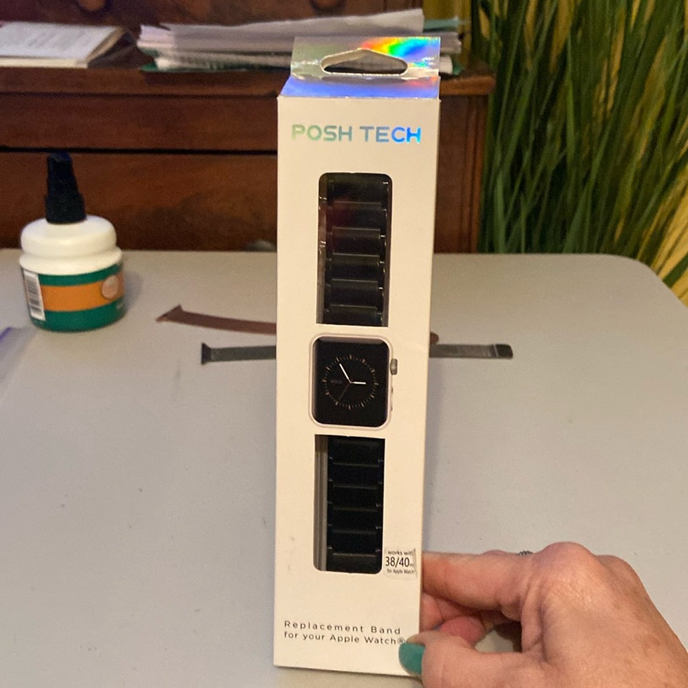 Posh Tech Black Stainless Steel Apple Watch Replacement Band Magnetic Closure